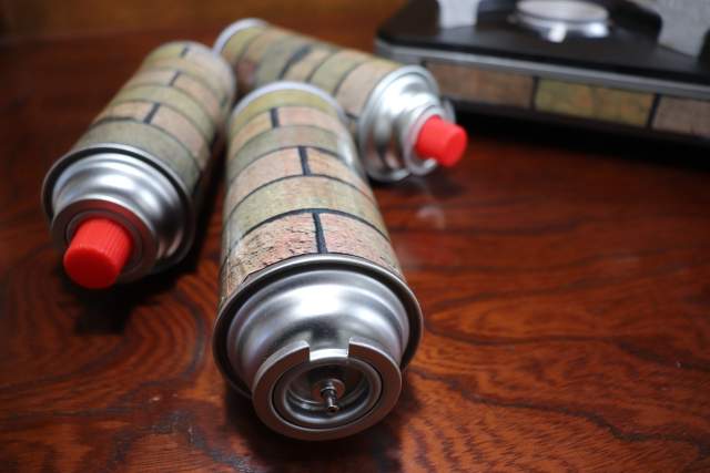 スプレー缶の捨て方