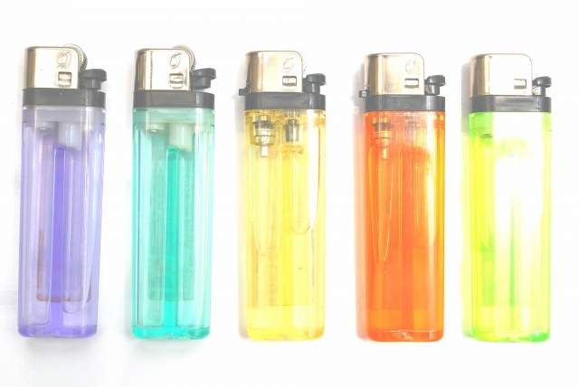 ライターの捨て方